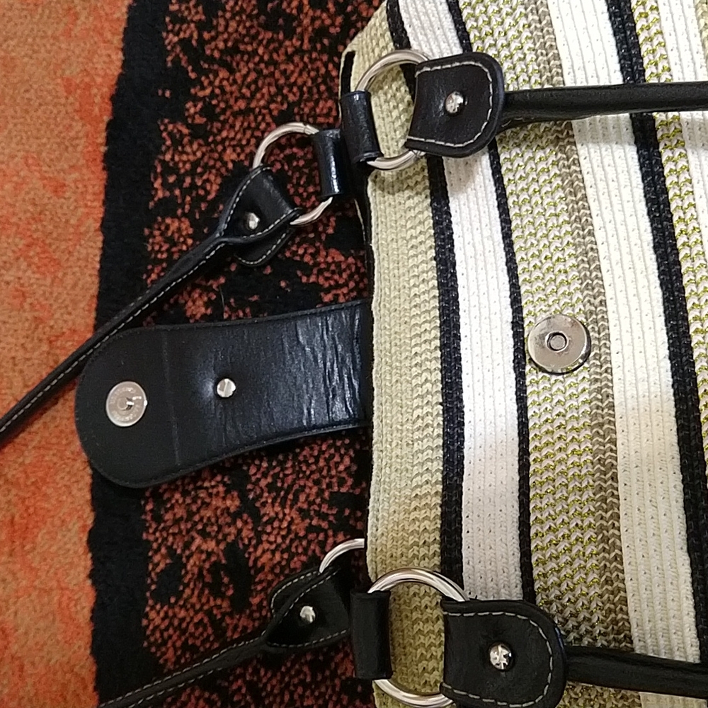 Relic Summer Shoulder Bag - Picture 7 of 11